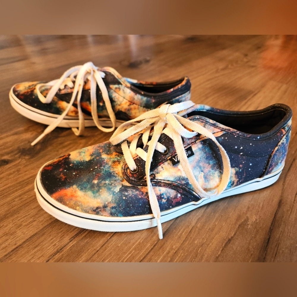 Vans Off The Wall Multi-colored Galaxy Blast Sneakers Women's Size 6.5.